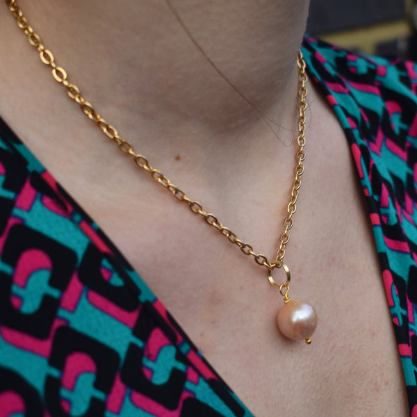Pink freshwater pearl pendant necklace | by Ifemi Jewels