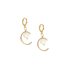 Load image into Gallery viewer, Minimalist circle and freshwater pearl hoop earrings | by Ifemi Jewels