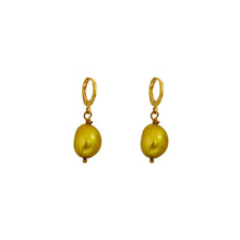 Load image into Gallery viewer, Gold freshwater pearl huggie hoop earrings | by Ifemi Jewels
