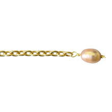 Load image into Gallery viewer, Lairat pink freshwater pearl necklace | by Ifemi Jewels
